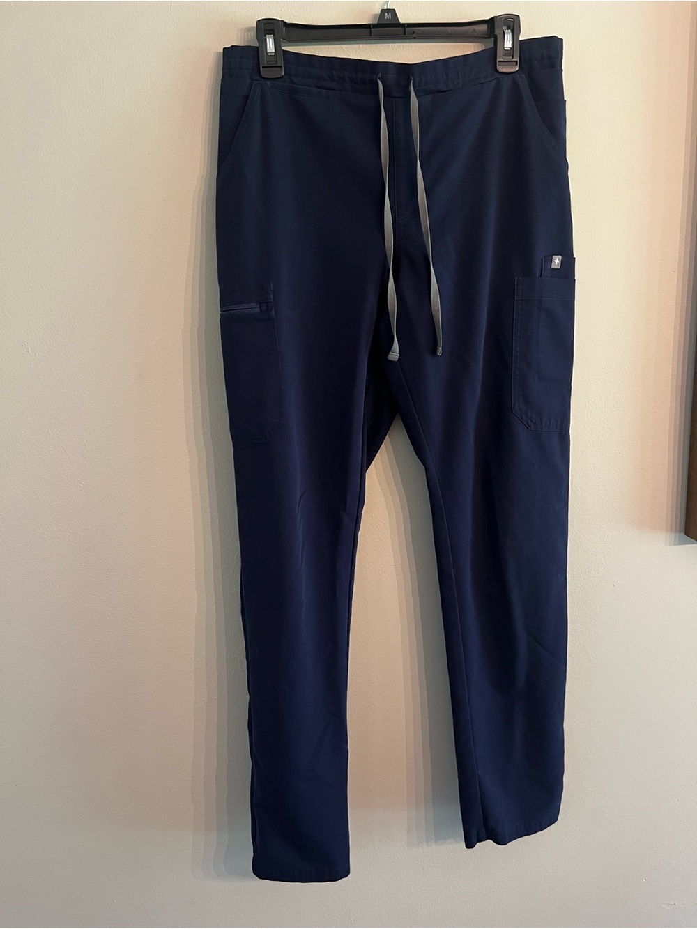 Figs Women's Straight Leg Scrub Pant in Navy